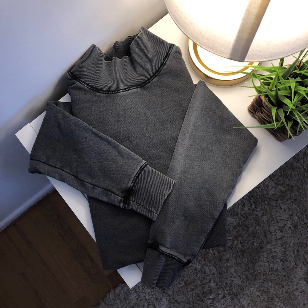 SOLD Free people sweatshirt